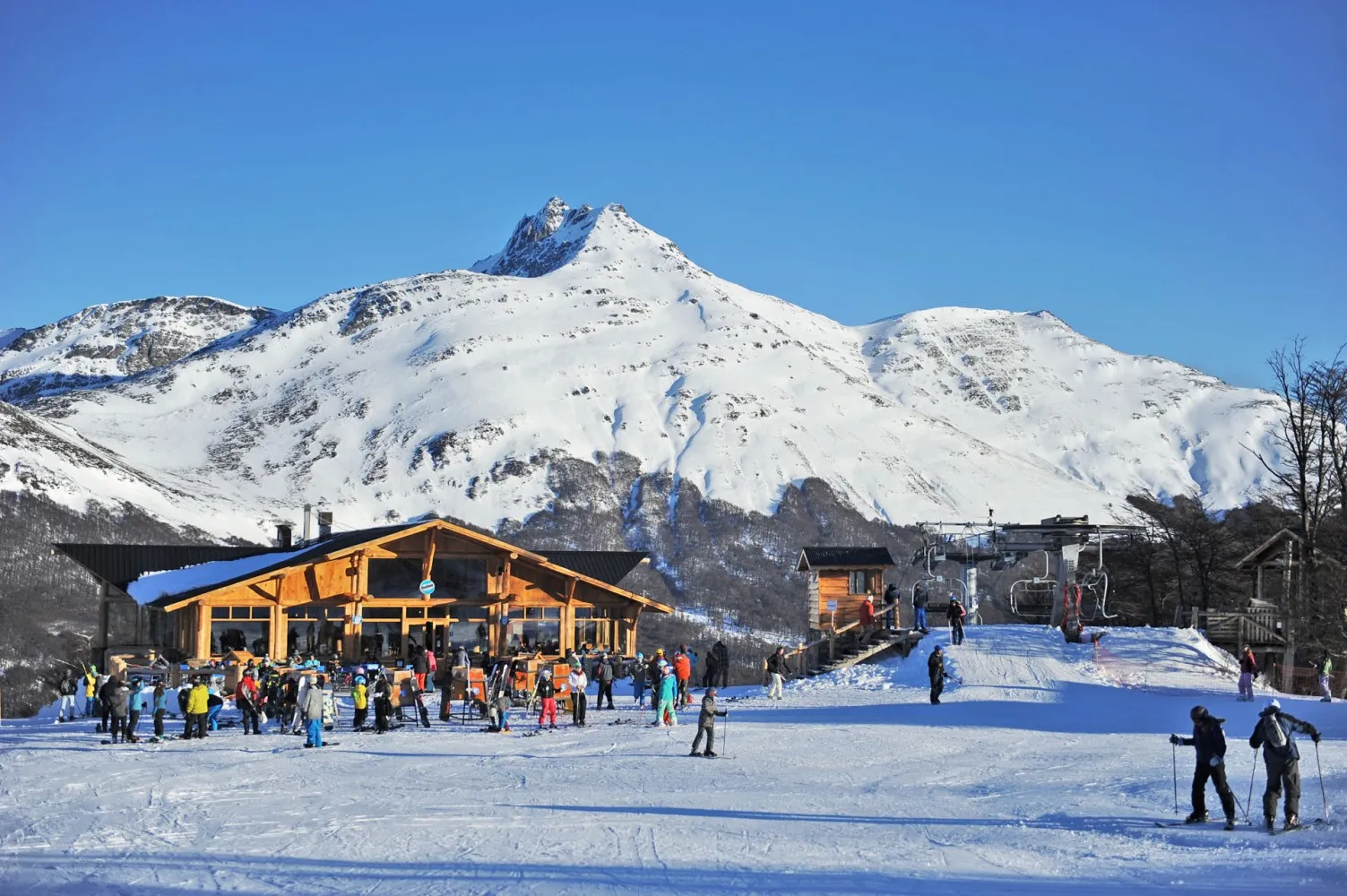 Cerro Castor extiende la preventa del pase de temporada 2024