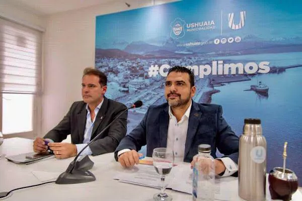 multimedia.miniatura.bbd78d3edd78576a.56656e747572612056756f746f5f6d696e6961747572612e77656270