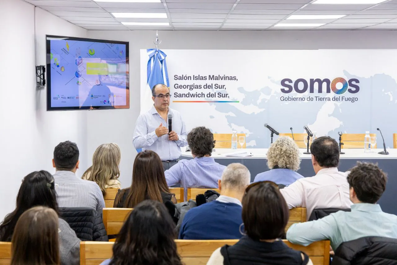 photo_5008061201942424772_y