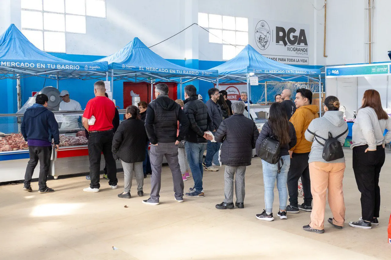 photo_4902642956238957926_y