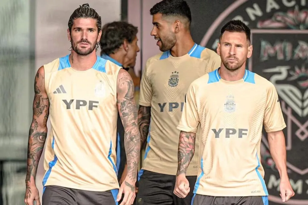 rodrigo-de-paul-y-messi-1024x683