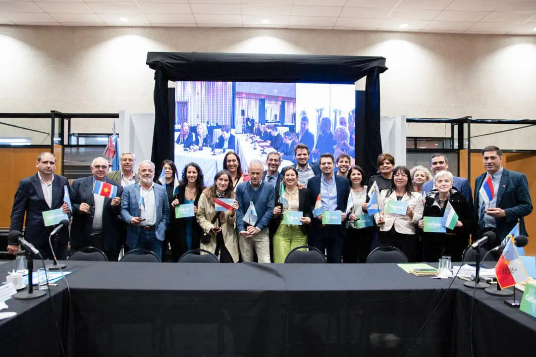 photo_5073511727529831850_y