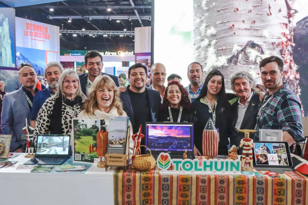 multimedia.normal.84e132944815b80a.RmVyaWEgVHVyaXNtbyBUb2xodWluX25vcm1hbC53ZWJw (1)