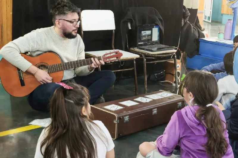 multimedia.normal.b40cf7cfff469593.cGhvdG8xNzE4ODA3Mjc1X25vcm1hbC53ZWJw