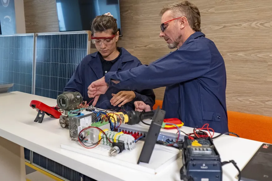 20240410003559_fds008842