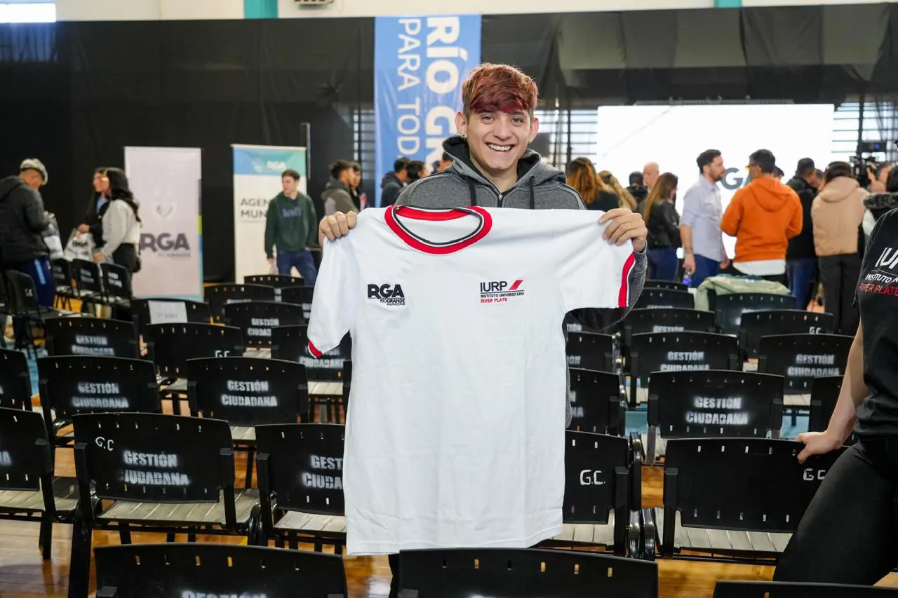 multimedia.normal.83d2860c2d567c7b.cGhvdG8xNzE4MDI2ODY2X25vcm1hbC53ZWJw