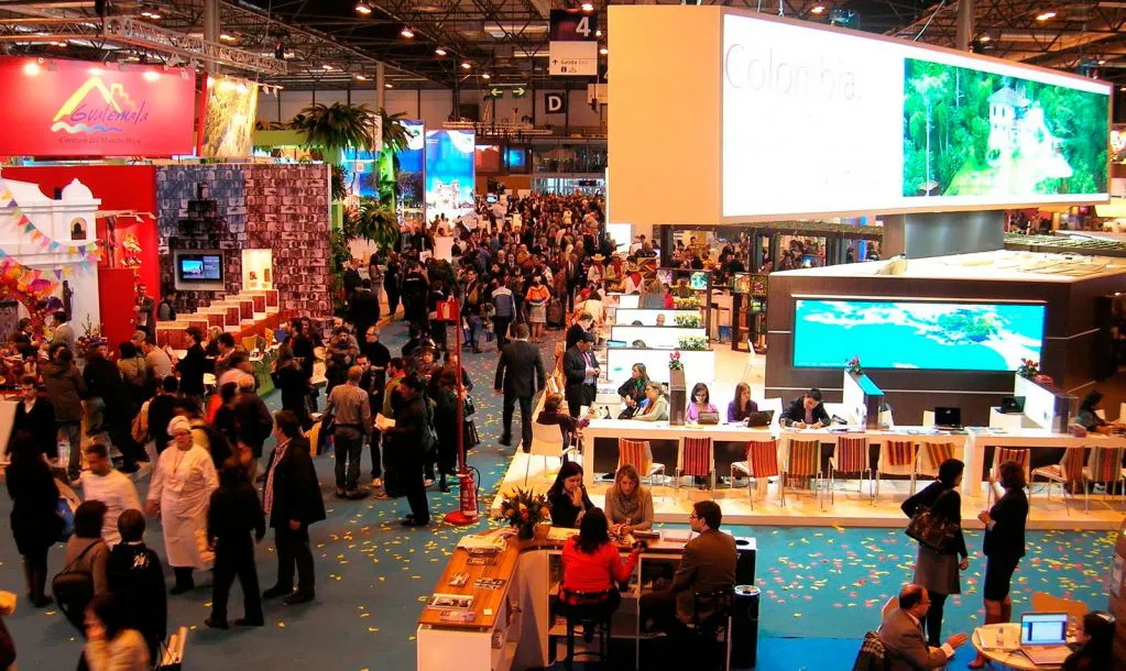 FITAMericaLatinaStand