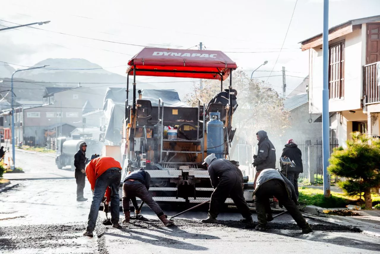 photo_5062155967143193465_y