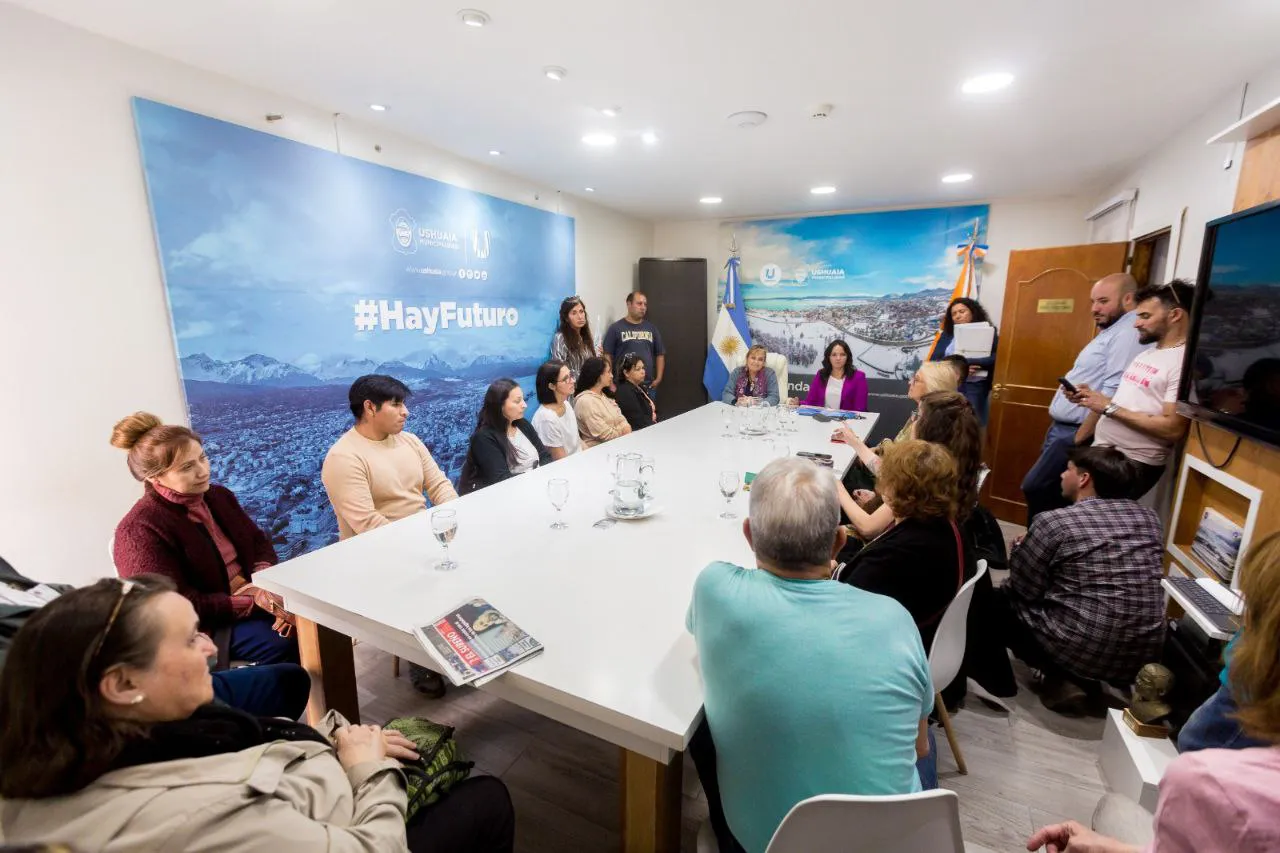 photo_5136411648133803286_y