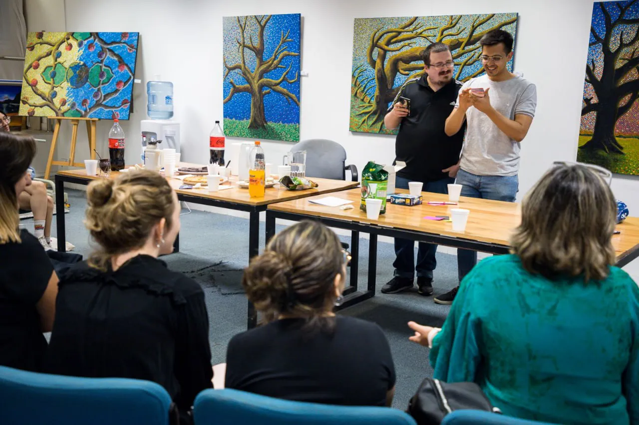 photo_5145814254962715663_y