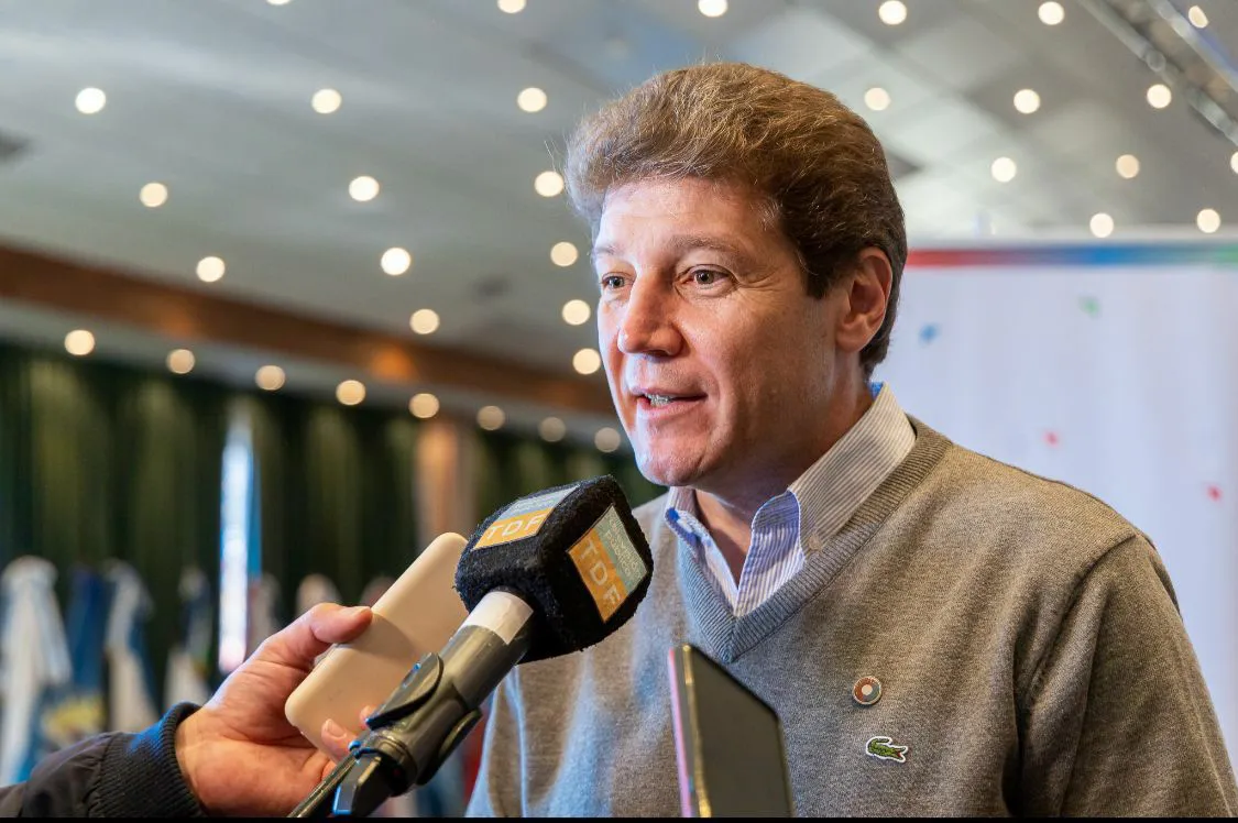 photo_5053303120423136647_y