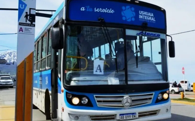 a-partir-de-hoy-el-boleto-en-ushuaia-cuesta-800_31gP