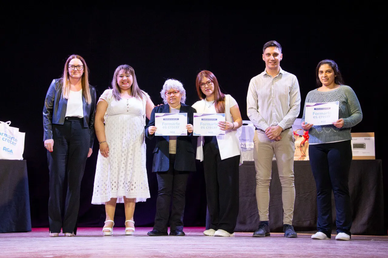 photo_5125192068275220153_y