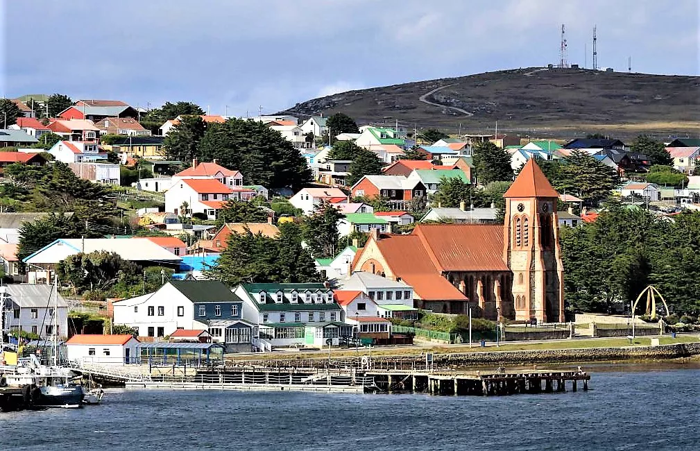 multimedia.normal.9167ec44edc885f9.49534c41204d414c56494e41535f6e6f726d616c2e77656270