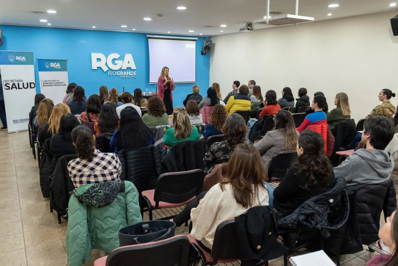 photo_5152592748442922682_y