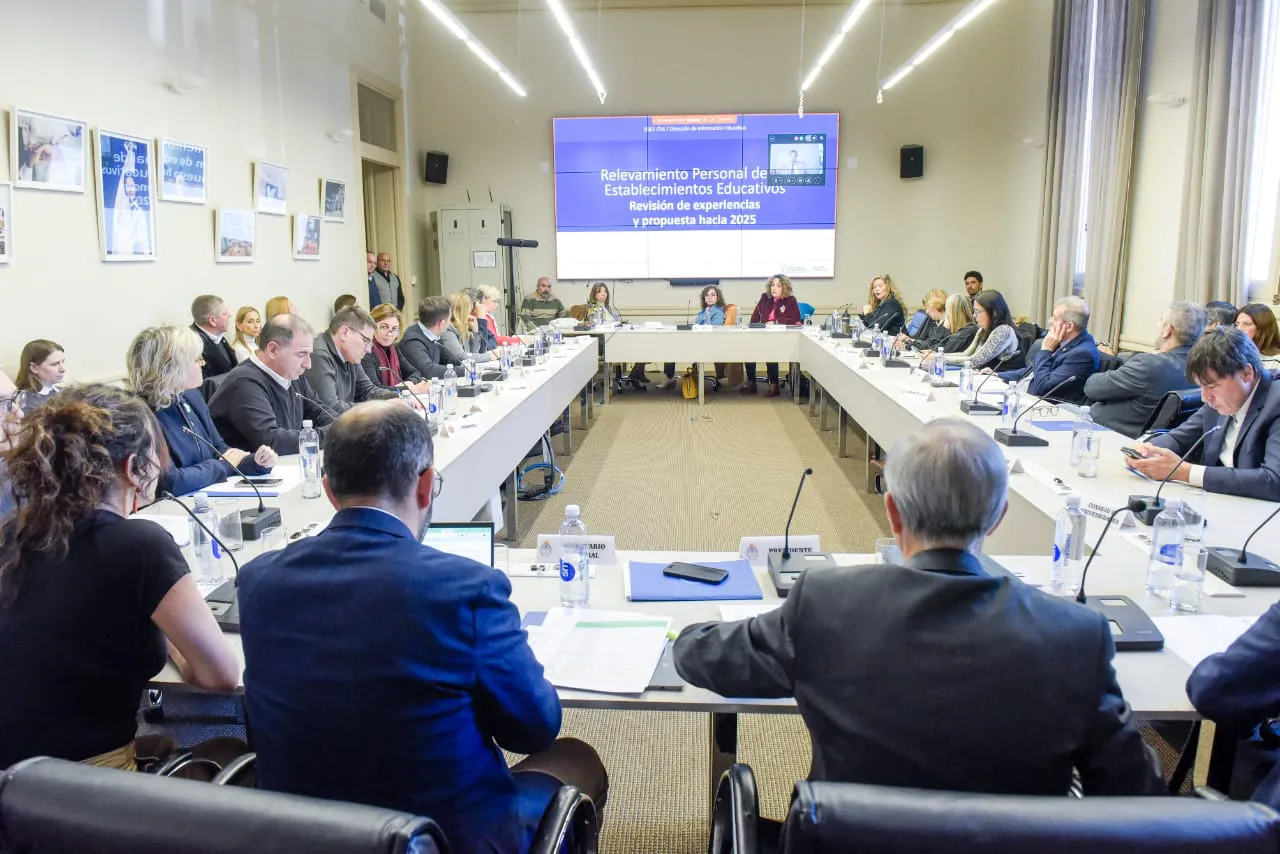 photo_5183673708777155962_y