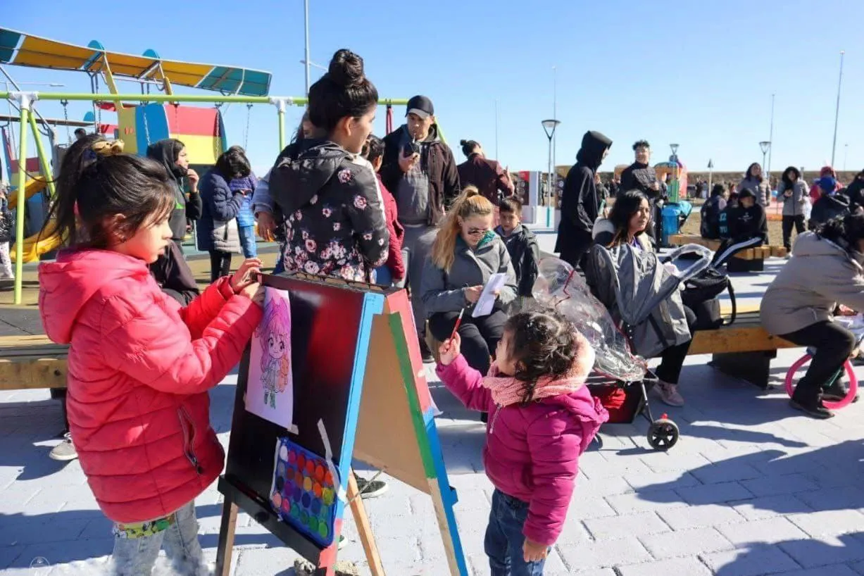 photo_5154396621822339884_y