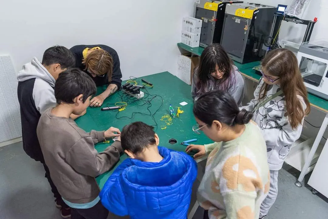 photo_5008473102191013284_y