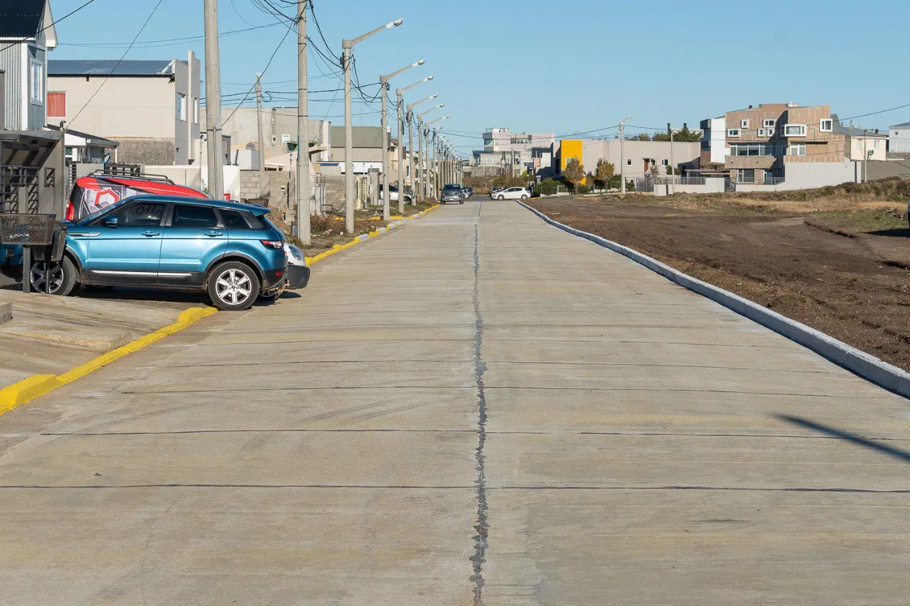 photo_4974505872294260123_y