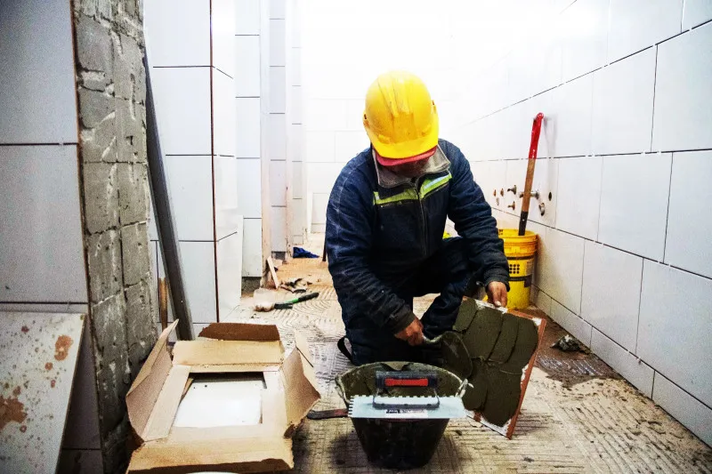 uocra-cierra-un-aumento-del-20-y-negociara-mes-a-mes_wmjO