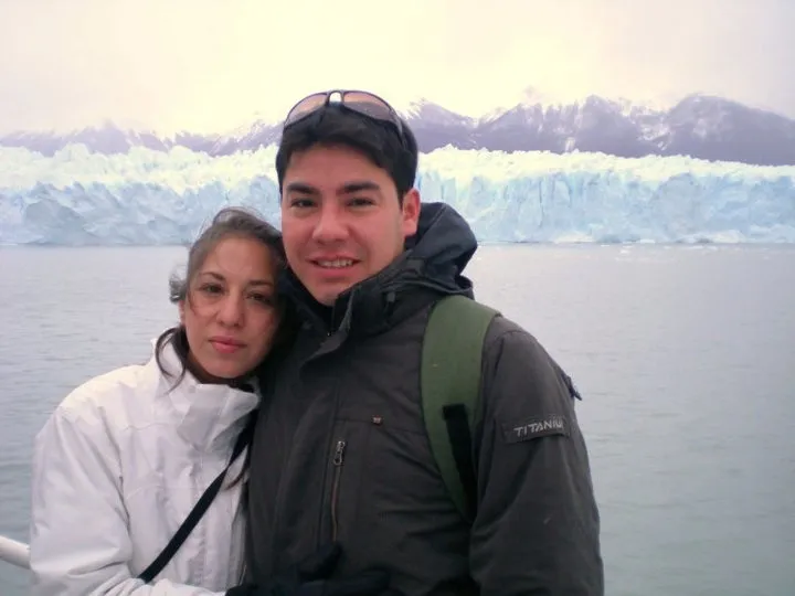 multimedia.normal.bc9bf89dd9c71c1d.RWxpbyBUb3JyZXMgeSBzdSBlc3Bvc2Ffbm9ybWFsLndlYnA=