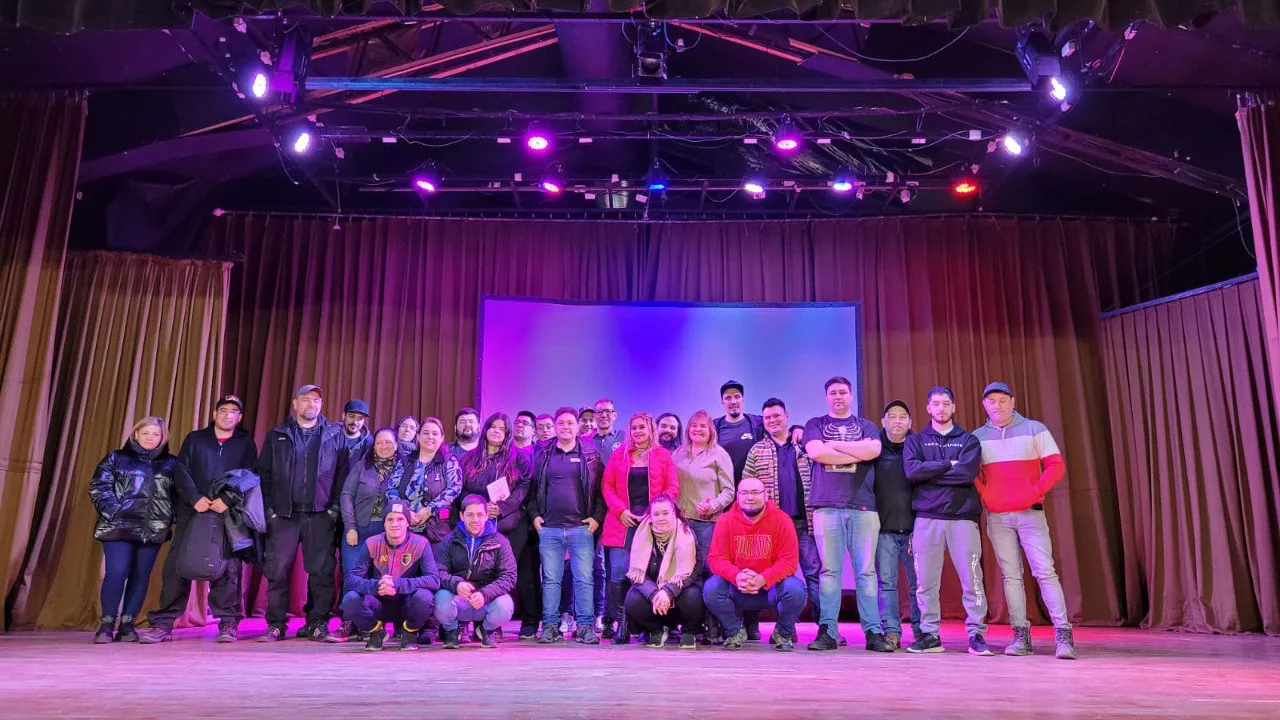 photo_4929563016681335702_y