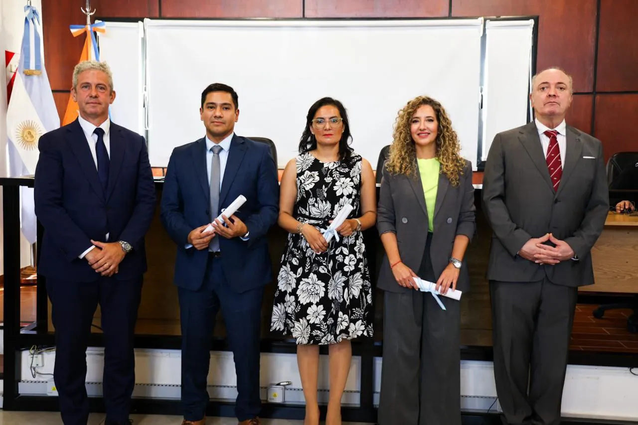 photo_5131996950034492218_y