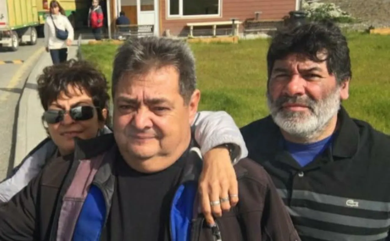 WhatsApp Image 2023-12-06 at 21.02.01