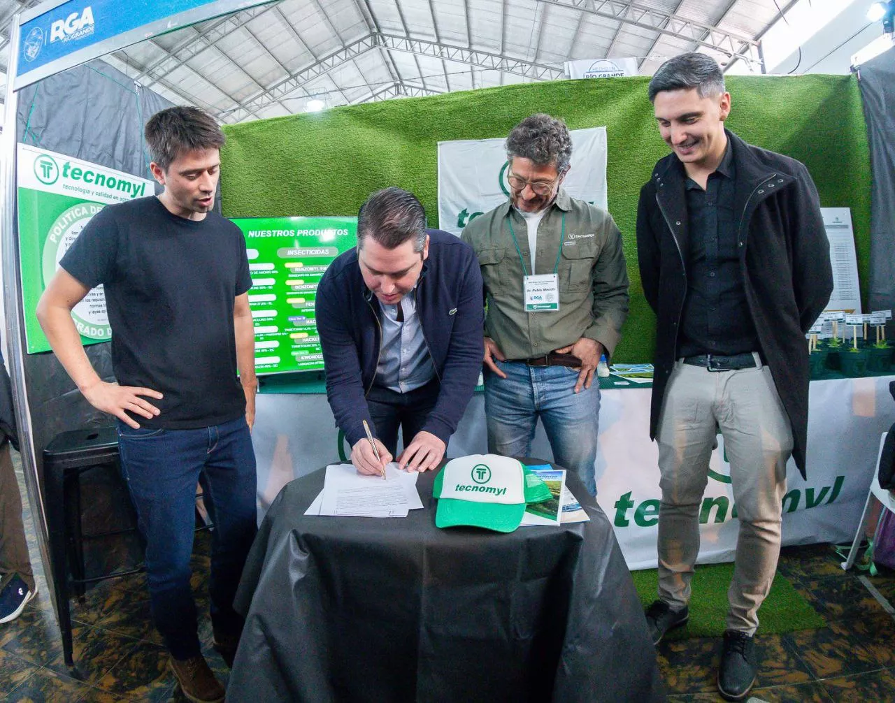 xconvenio,P20martin.jpg.pagespeed.ic.9asHtP65XF