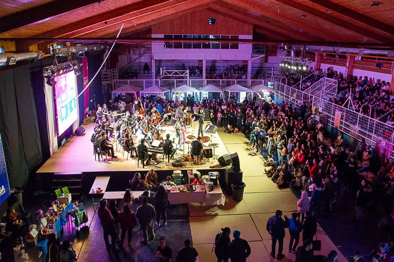 photo_5102827413355736325_y