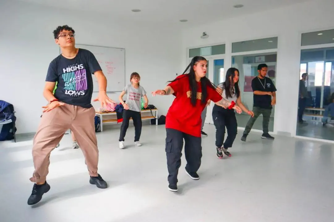 photo_5017122668108950720_y