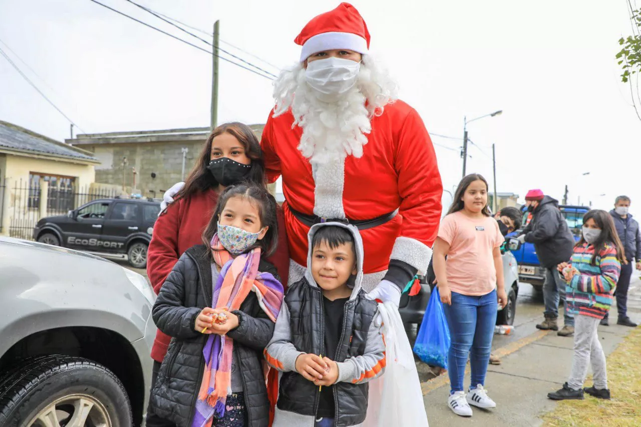 multimedia.normal.8e945f4fe48d7698.50617061204e6f656c5f6e6f726d616c2e77656270