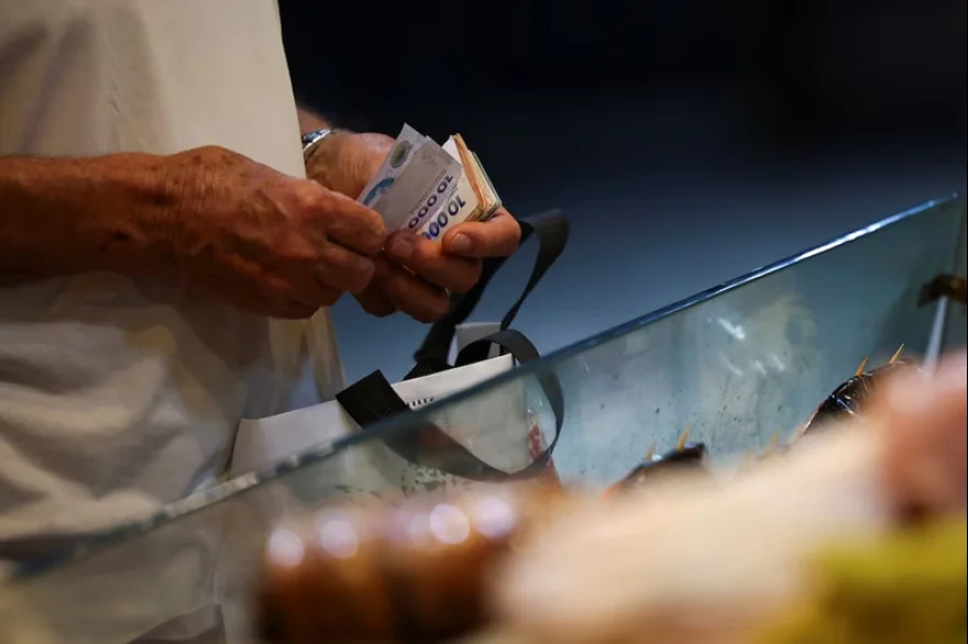 20260720190657_salarios