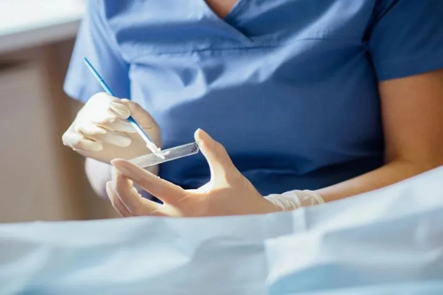 20240314134812_94600_haran_examenes_de_papanicolaou_en_el_barrio_17_de_mayo_y_en_atocha