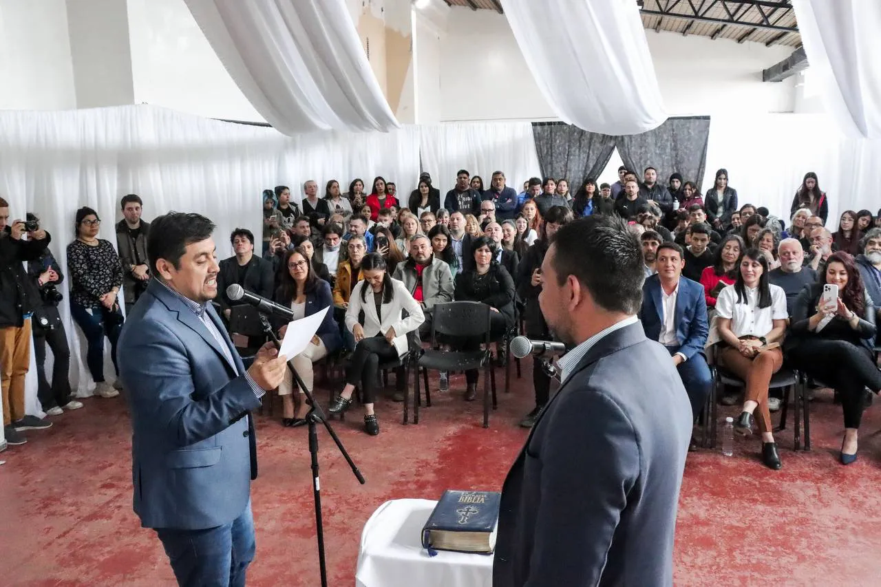 photo_5172723118425353475_y