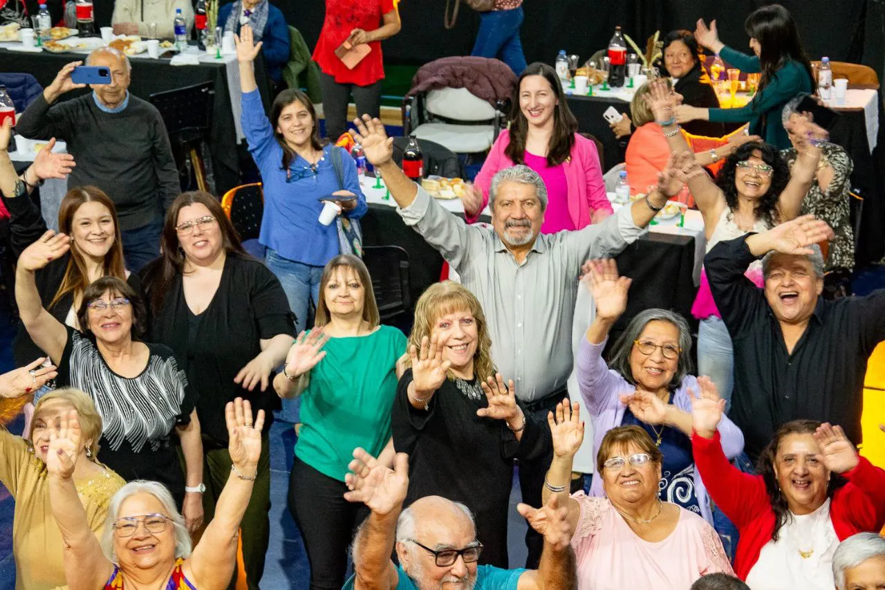 photo_4934045519429349106_y