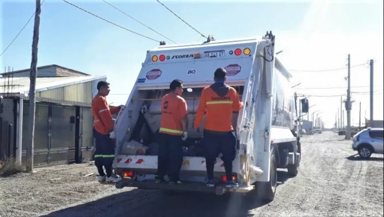 multimedia.normal.98d437660ba365a5.7265736964756f2073616e746120656c656e615f6e6f726d616c2e77656270