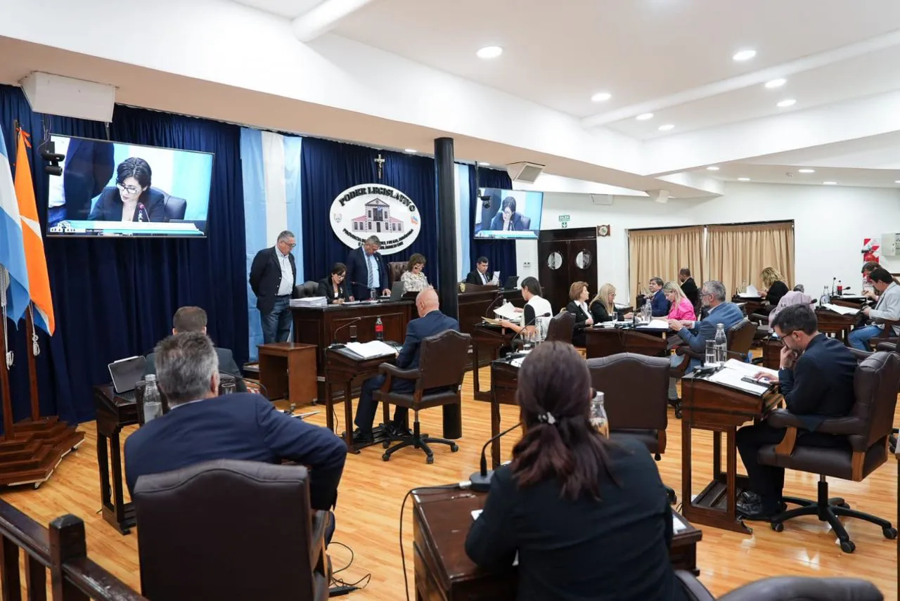 multimedia.normal.bfc5442d5d74af35.TGVnaXNsYXR1cmEgU2VzaW9uX25vcm1hbC53ZWJw