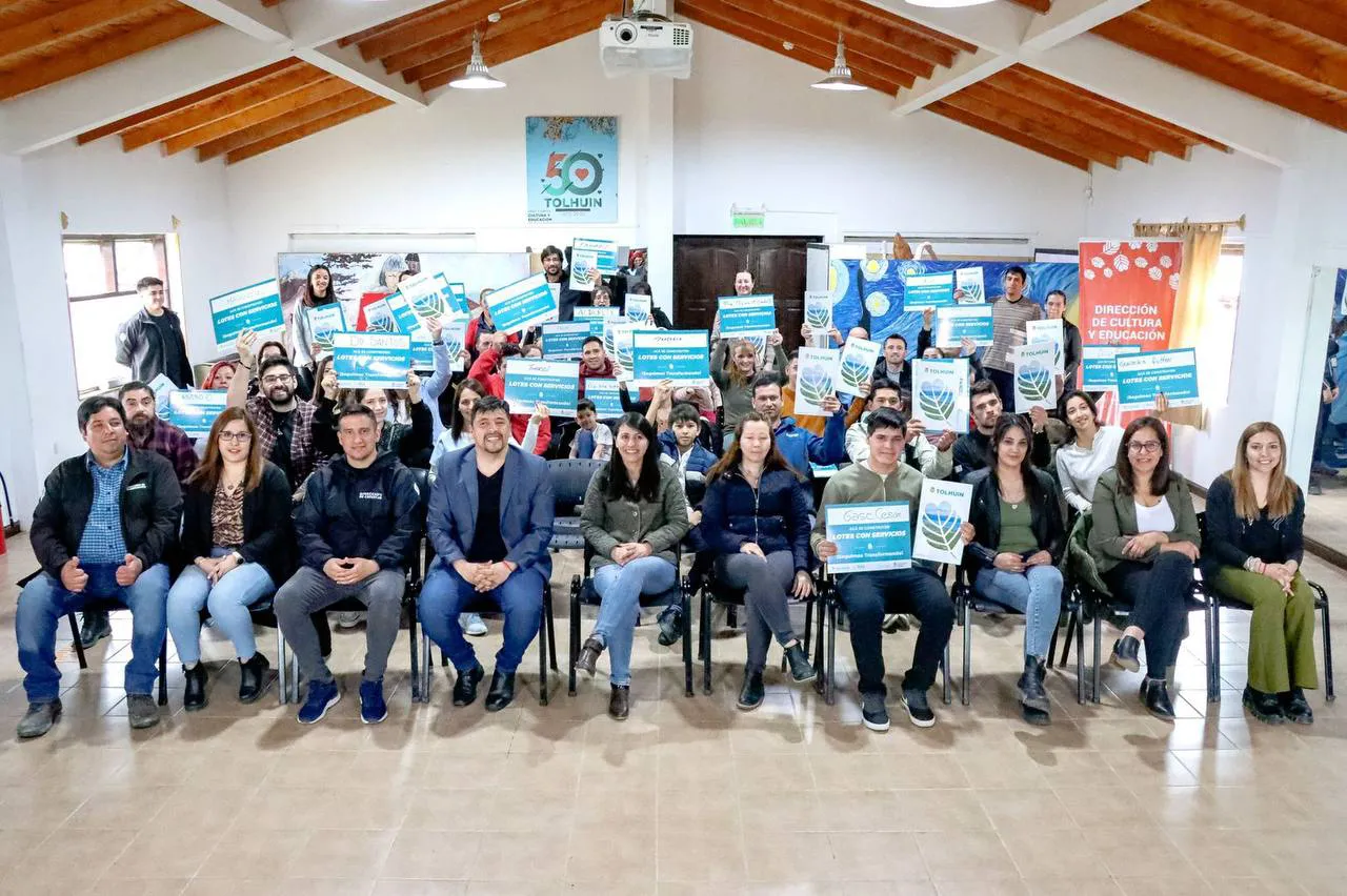 photo_5087182239065812067_y