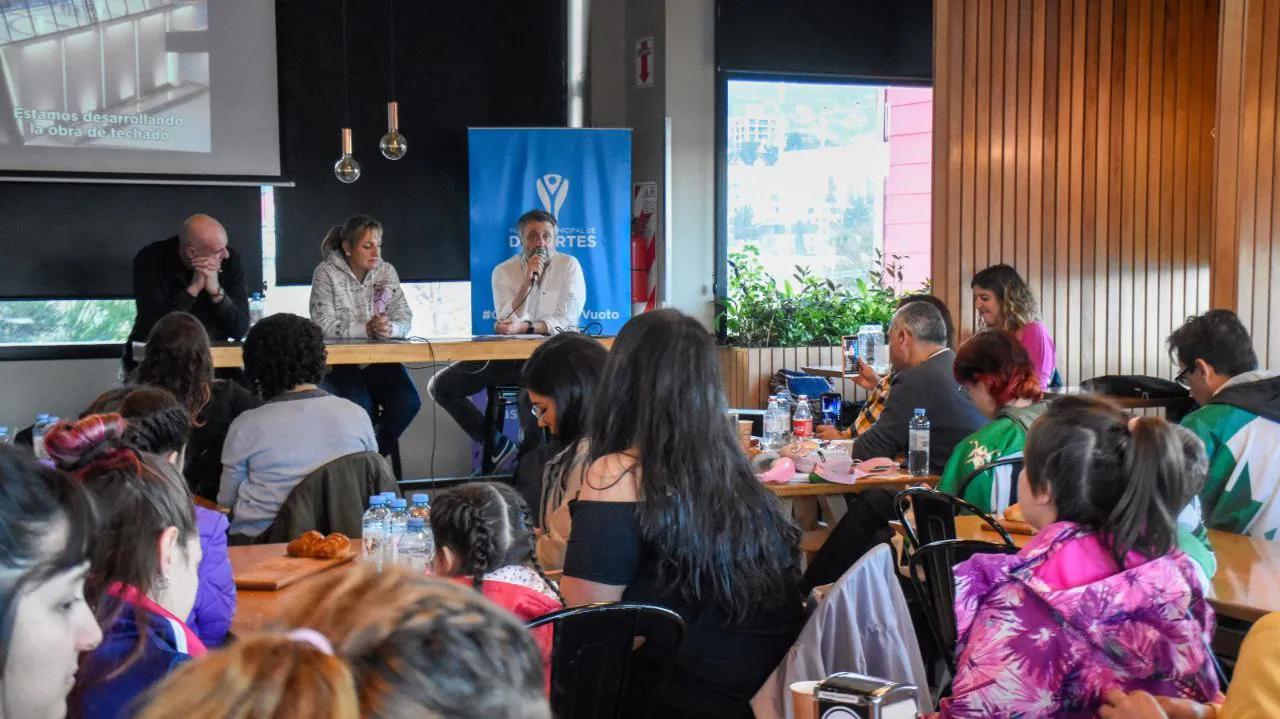 photo_5100387403780172799_y