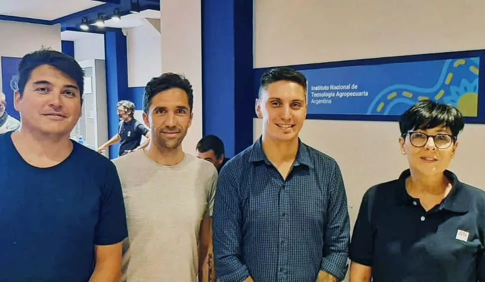 photo_5138617882639445087_y