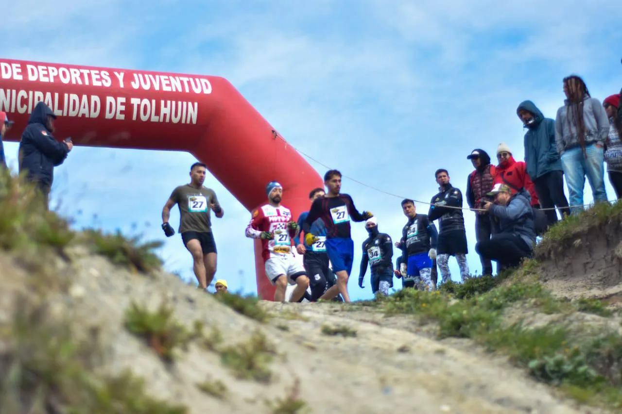 photo_5125256428360150060_y