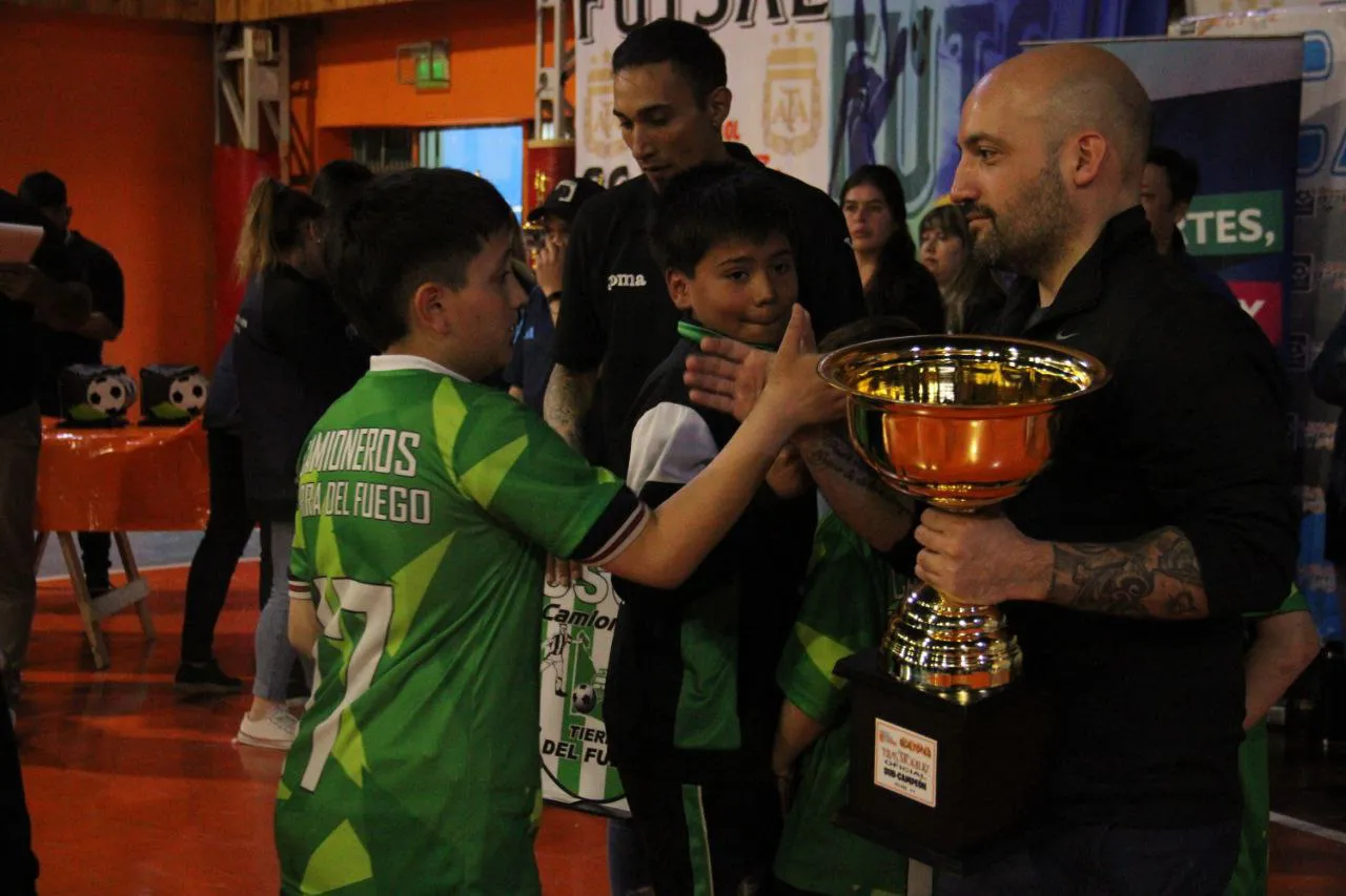 multimedia.normal.983dafefbd0e3e87.RW50cmVnYSBQcmVtaW9zIEFGQSAoMylfbm9ybWFsLndlYnA=