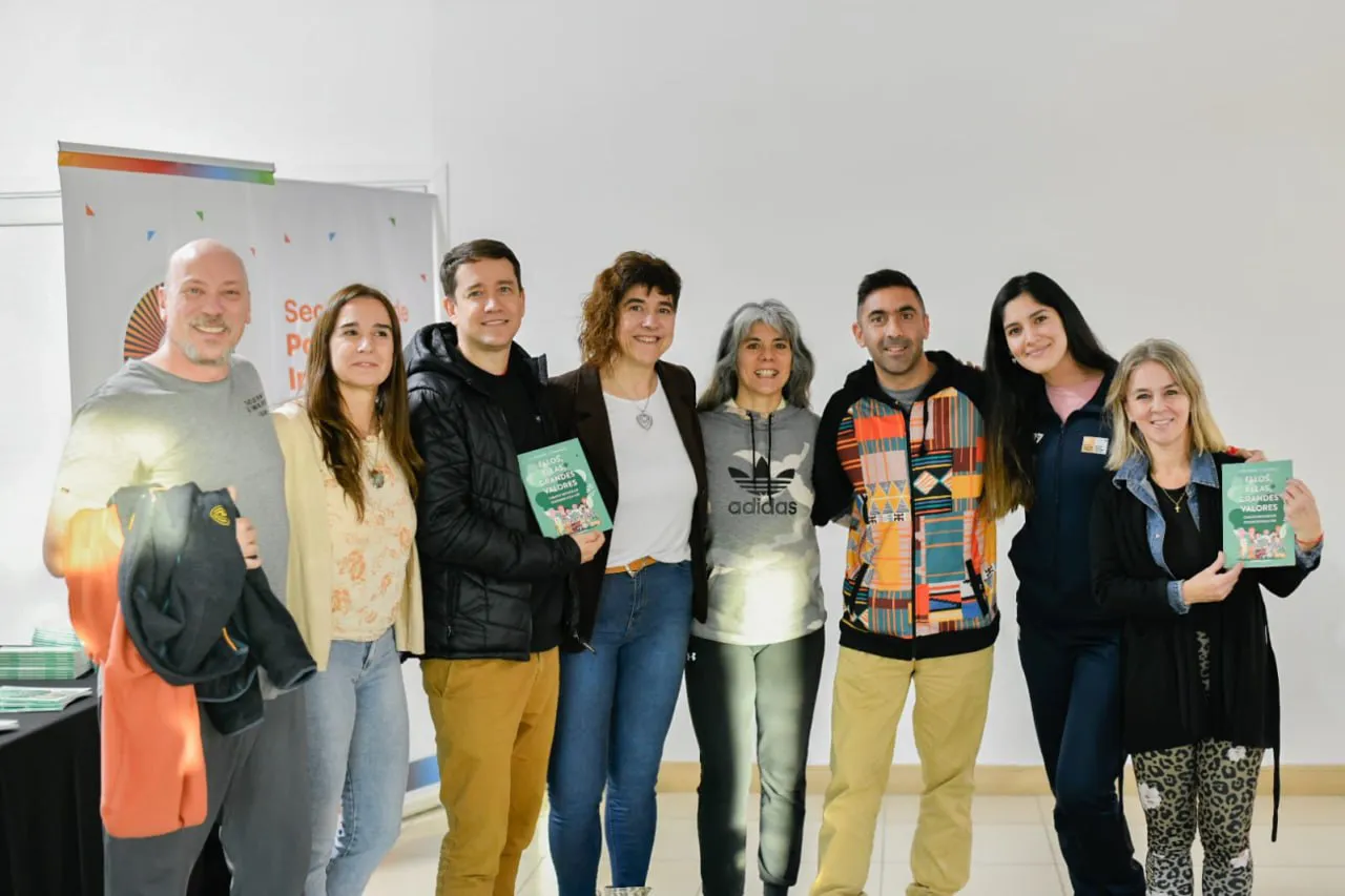 photo_5053303120423136679_y