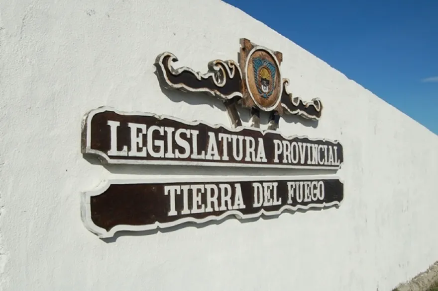 20240627190600_20230918181307_legislatura_fachada