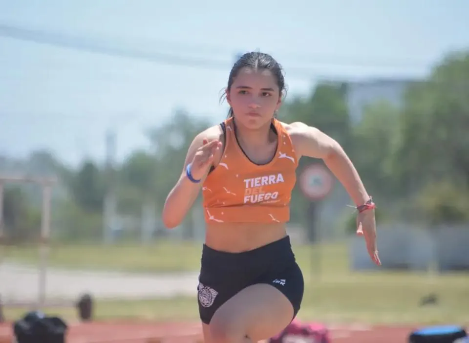 photo_5130059275538901852_y