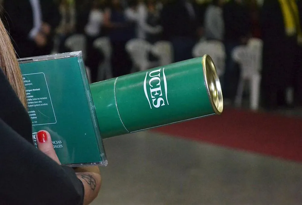 multimedia.normal.8f4d8023e970e05f.dWNlc19ub3JtYWwud2VicA==