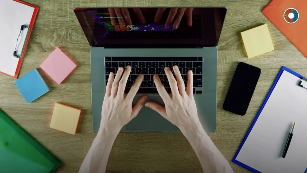 photo_4927410379072581041_y