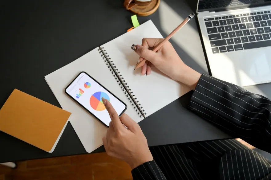 20240226112628_5f726cdfcae7158aadc622ac_pexels_bongkarn_thanyakij_3815585