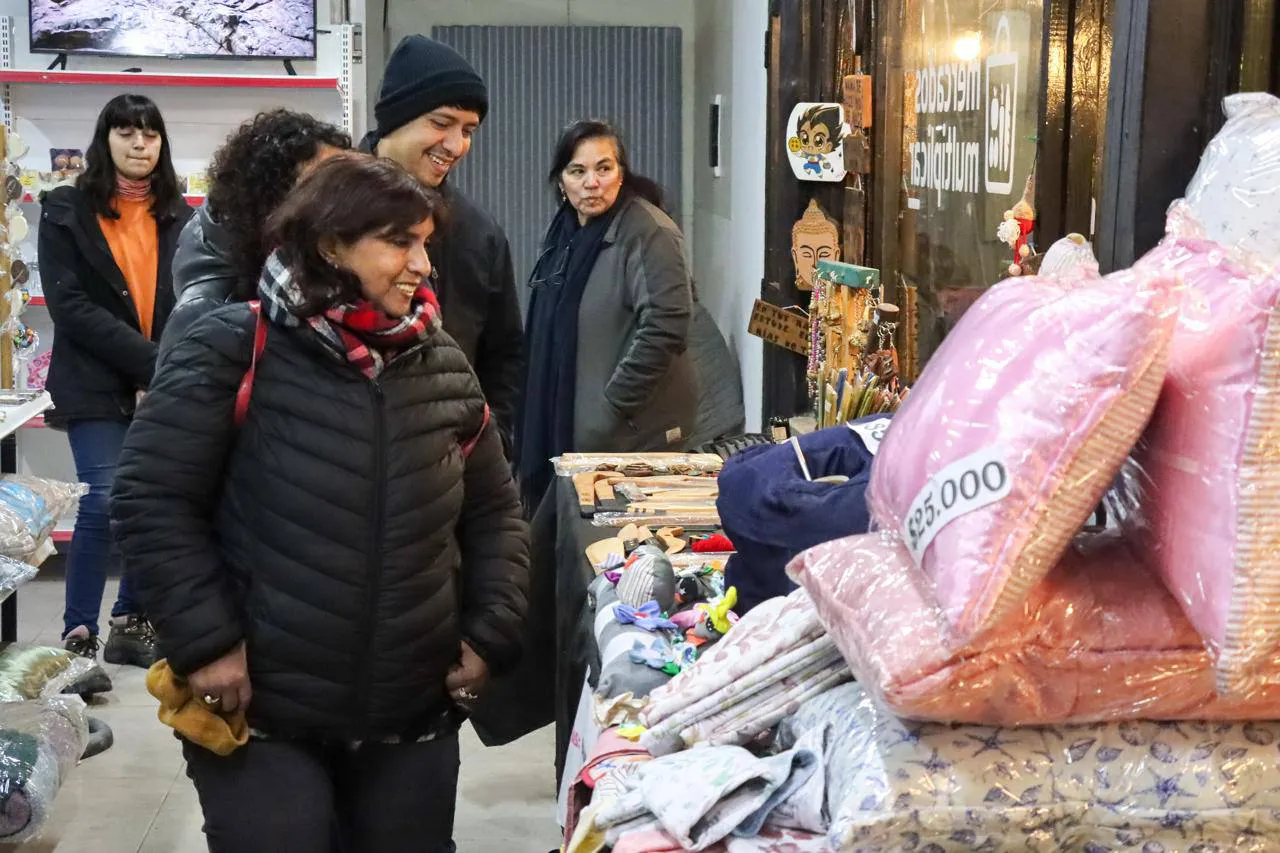 photo_4968001522281589608_y